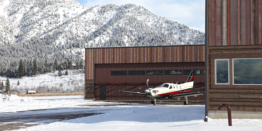 AERO Condo Hangars on the Refuge at Alpine Airpark - Alpine Airpark