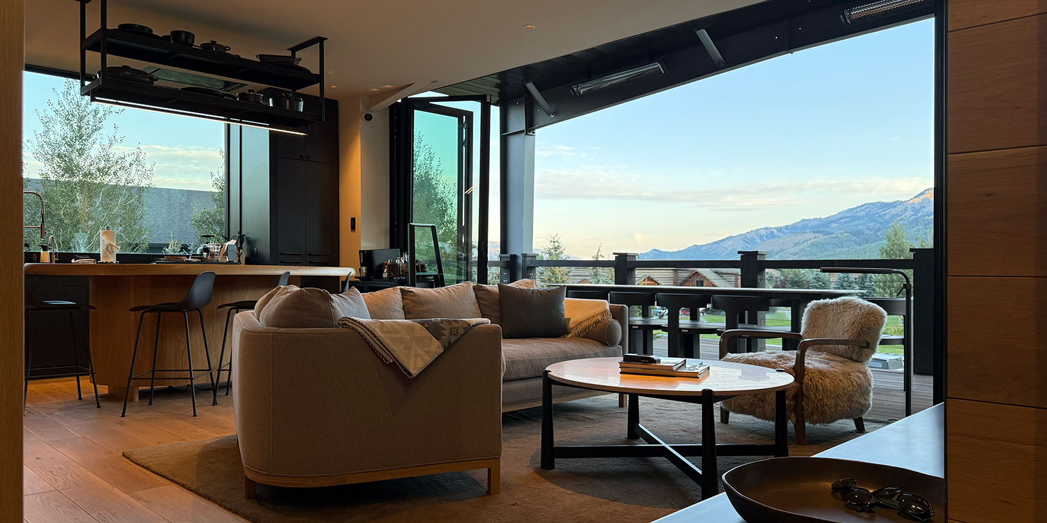 Alpine Airpark Hangar Home for Sale 209 Refugwe Parkway 25