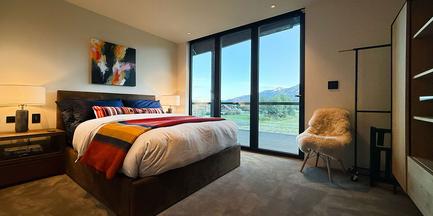 Alpine Airpark Hangar Home for Sale 209 Refugwe Parkway 25