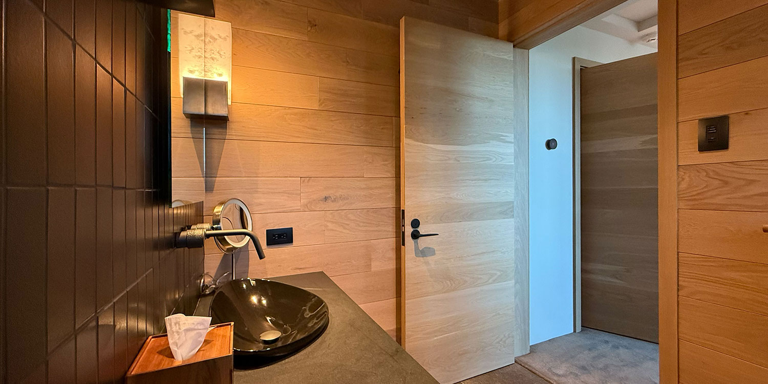 Alpine Airpark Hangar Home for Sale 209 Refugwe Parkway 25