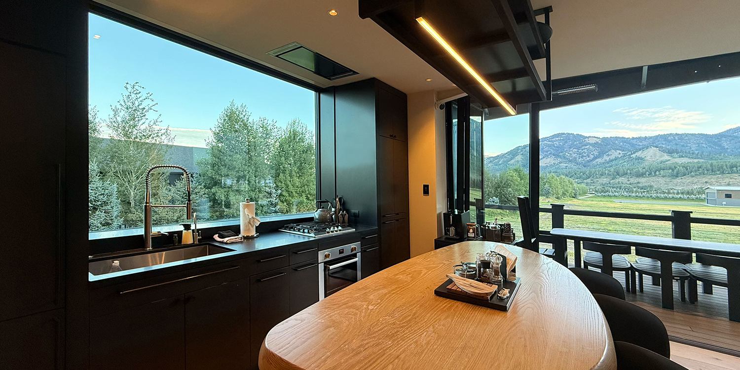 Alpine Airpark Hangar Home for Sale 209 Refugwe Parkway 25